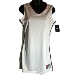 NWT NIKE Women’s Basketball Jersey Size Medium white with burgundy trim 10081